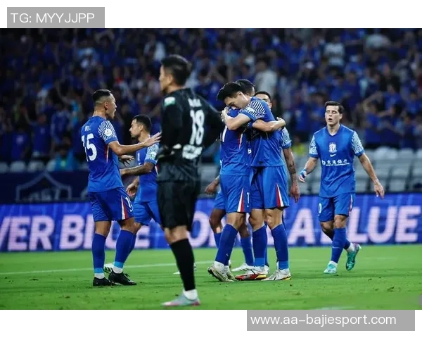 申花与首尔FC半场战成平局申花多次射门未能破门阿苏埃错失良机