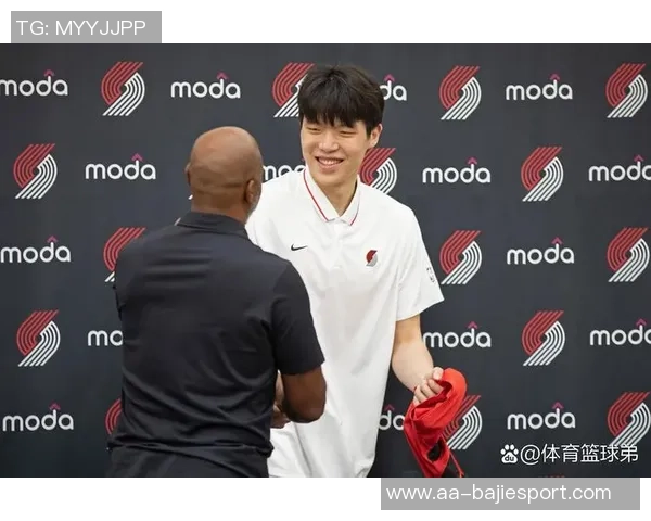 杨瀚森新秀赛季表现起伏属正常现象弗拉格首秀同样经历低谷 杨瀚森新秀赛季表现起伏属正常现象弗拉格首秀同样经历低谷