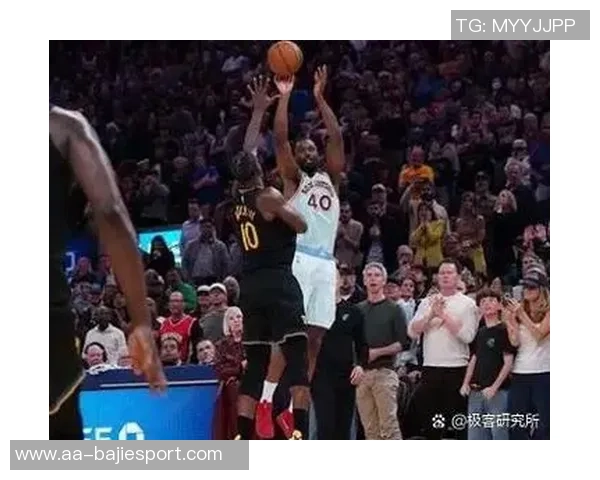 勇士调侃巴恩斯三分球失准如16年重现赛场瞬间