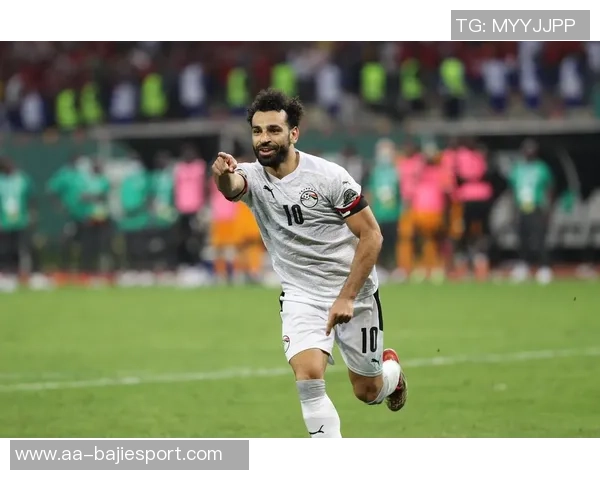 萨拉赫社媒分享庆祝照喜迎埃及晋级非洲杯八强盛况